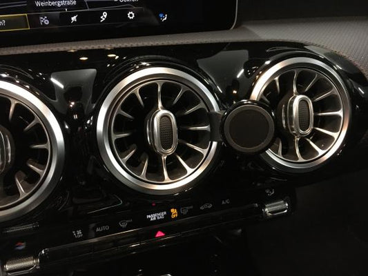 Handyhalter passend für Mercedes CLA X118 - Made in Germany
