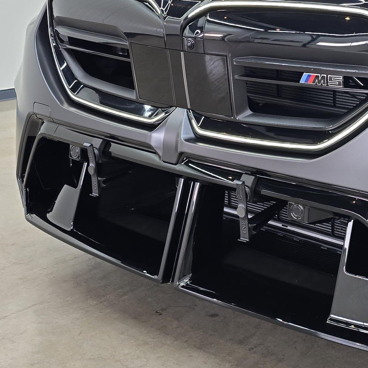 Kennzeichenhalter Twistnfix Klammersystem passend für BMW M5 (G90/G99)