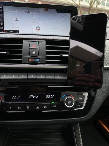 Mobile phone holder suitable for BMW 2 Series from 11/2013 Made in GERMANY