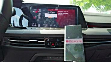 Mobile phone holder suitable for Volkswagen VW Golf 8 - Made in Germany